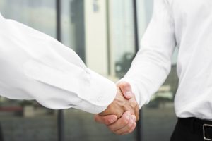 close up businessmen shaking hands Estudio Jurídico Especializado en Derecho Laboral, Comercial y Societario | Analía Durán Abogados Analía Durán Abogados Derecho Laboral en la Ciudad de Buenos Aires Analía Durán Abogados,derecho comercial,derecho societario,derecho laboral empresarial,abogados para empresas,asesoramiento legal corporativo