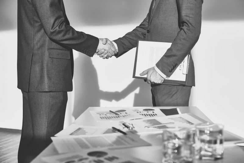 business agreement black white Novedades en materia societaria Analía Durán Abogados Derecho Laboral en la Ciudad de Buenos Aires